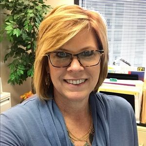 Meet your Posher, Christie